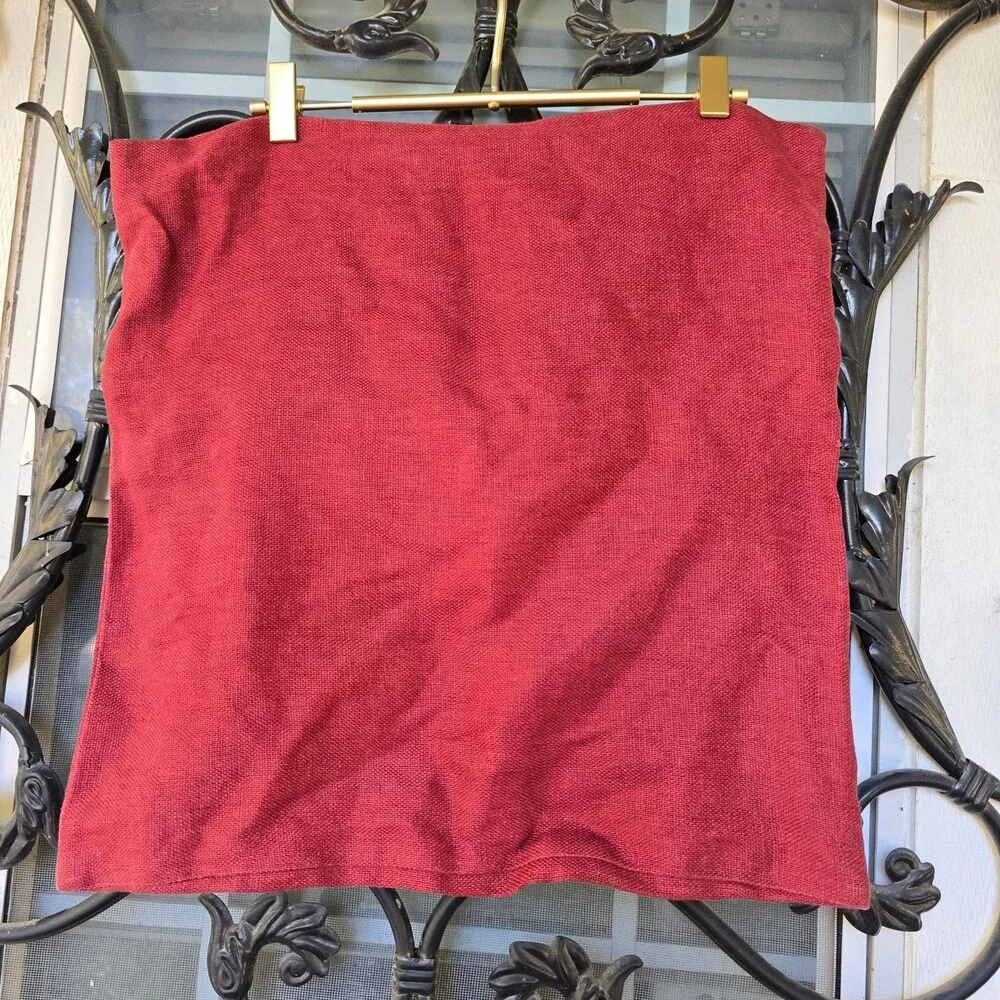Pottery Barn Red 100% Linen Button Pillow Cover 18